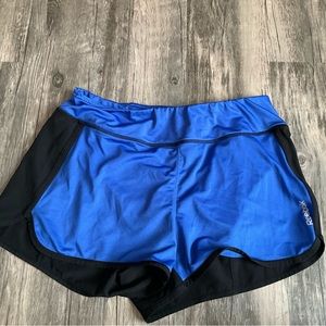 Reebok, blue and black, size medium